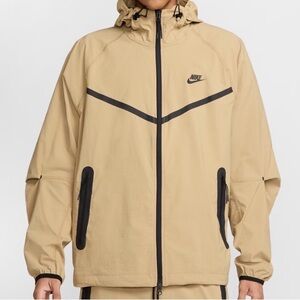 Nike Tech Men's windbreaker